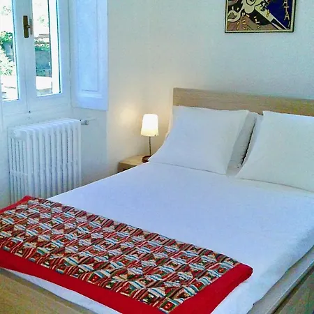 Guest house Swanlake